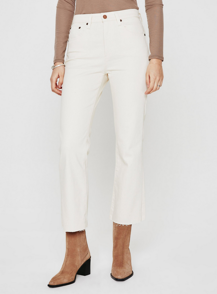 chaptertwo_ag_jeans_kinsley_1_year_soft_sands