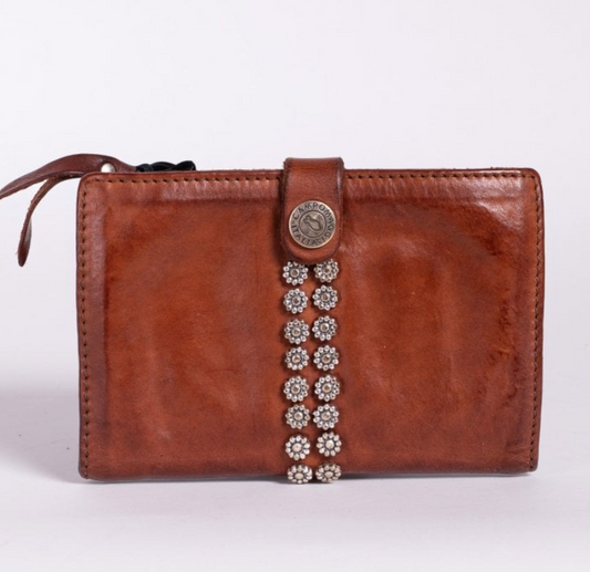 chaptertwo_campomaggi_wallet_flower_studs